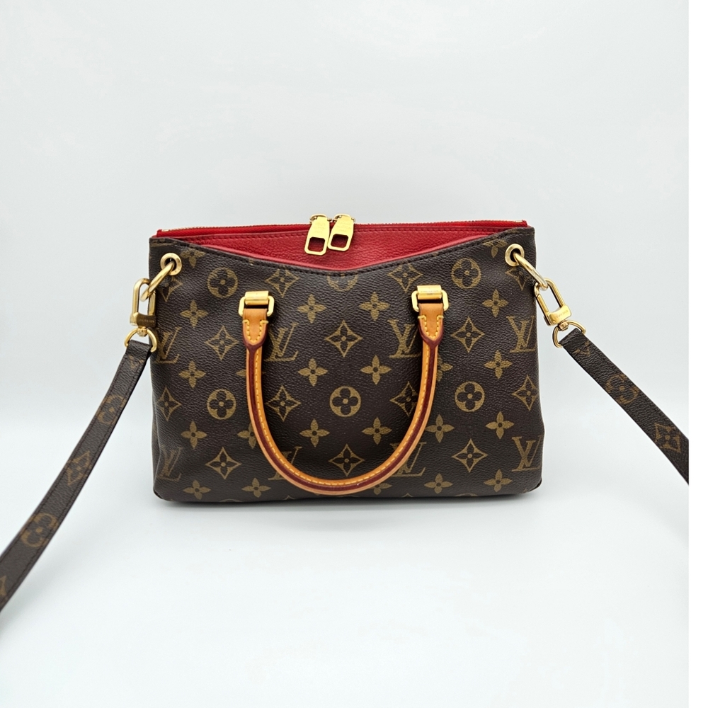Authentic Louis Vuitton Pallas BB #4341M